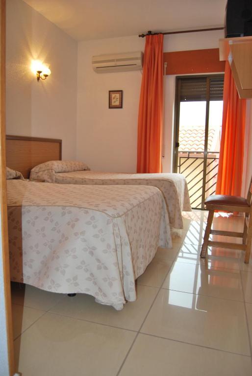 Hostal Cazalegas Δωμάτιο φωτογραφία
