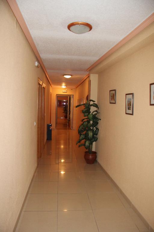 Hostal Cazalegas Εξωτερικό φωτογραφία